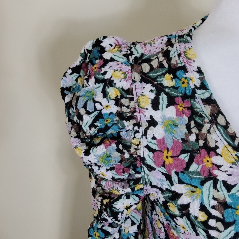 LOFT Floral Ruffle Sleeve Blouse - Black and Multicolor Size S - Picture 4 of 5